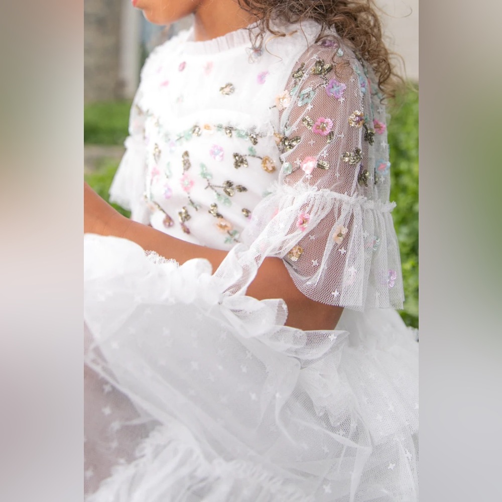 Ivy City Co Mini Paris Dress in White size 6-7